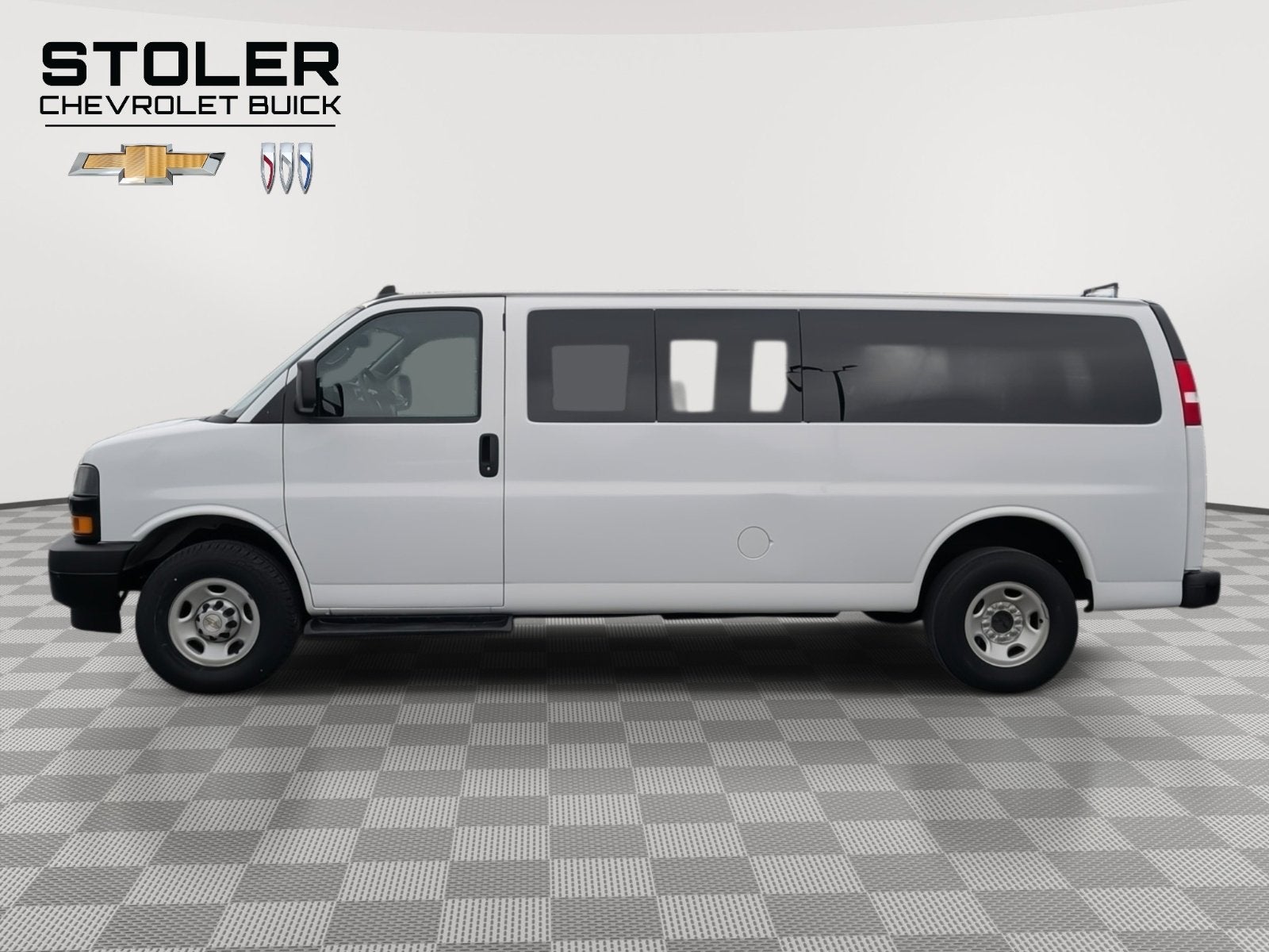 chevrolet express passenger 2023 1GAZGNFP8P1259966 image chevrolet express passenger 2023 1GAZGNFP8P1259966 image